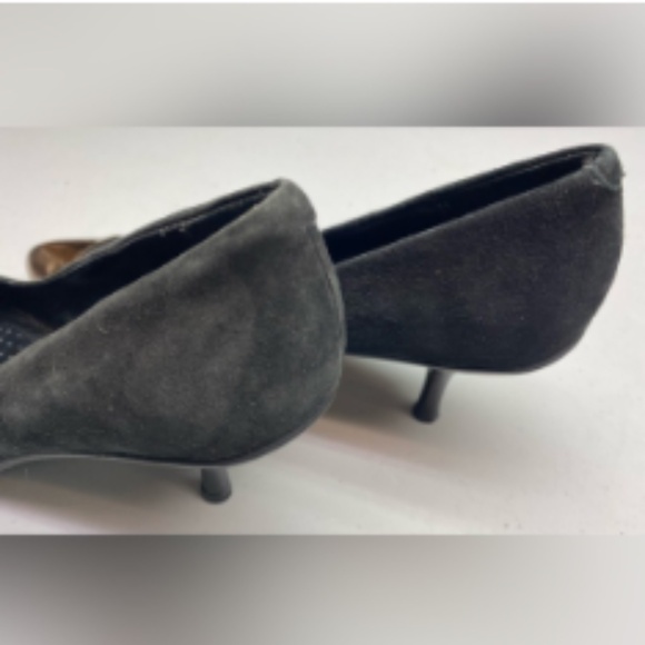 Kenneth Cole Reaction Suede Heels, 8 Fall Sale - Picture 4 of 10